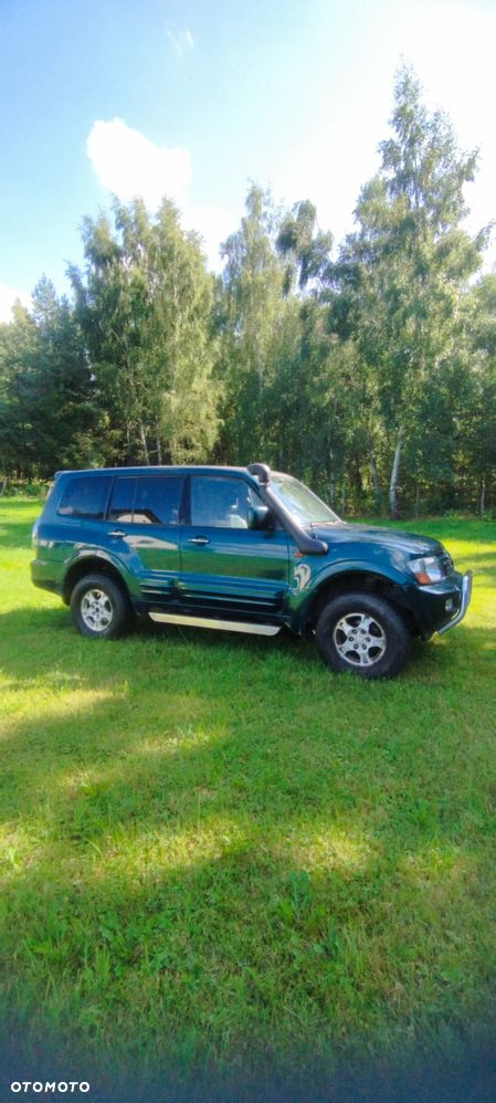 Mitsubishi Pajero - 1