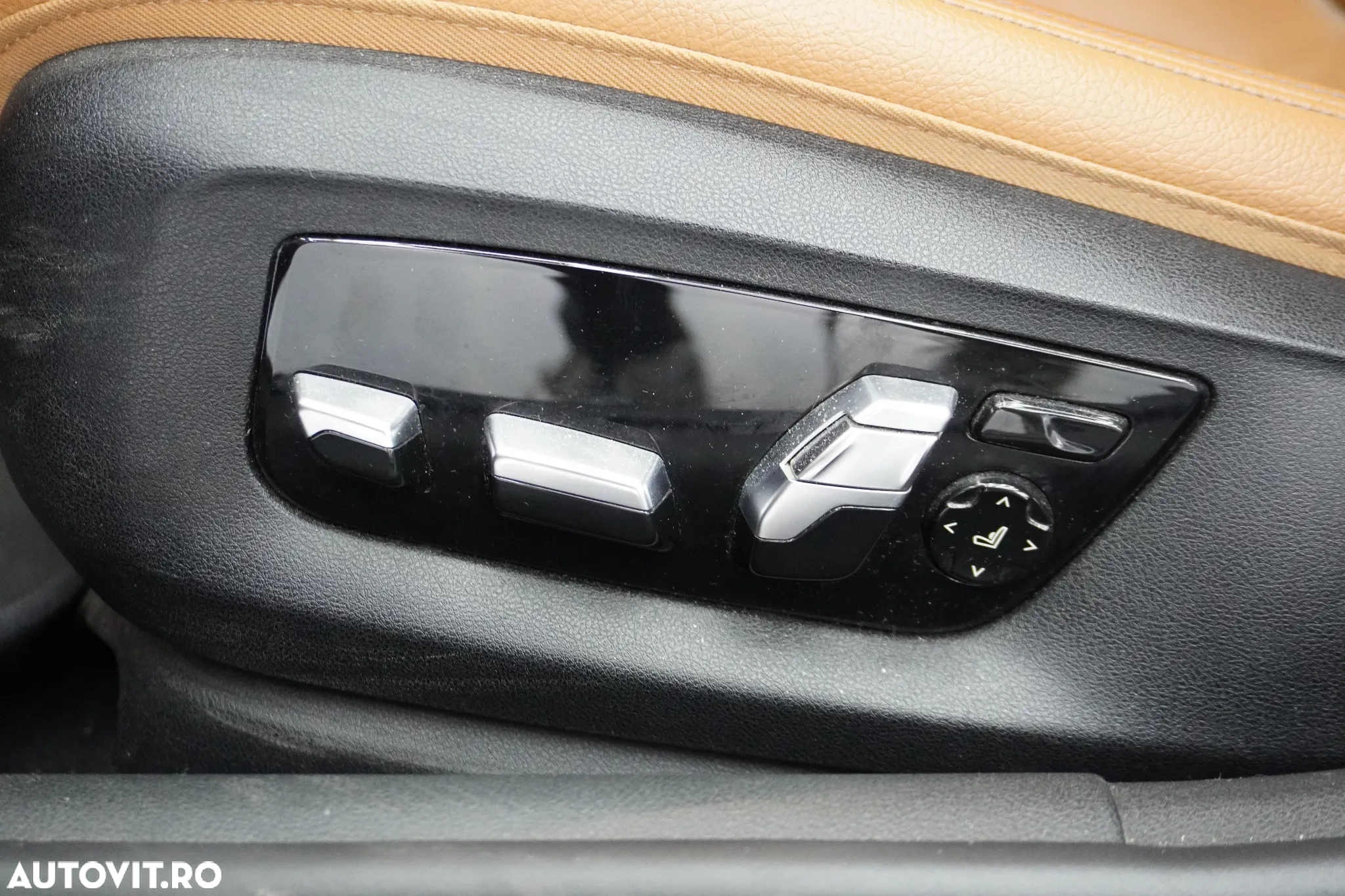 BMW Seria 5 530d xDrive AT - 10
