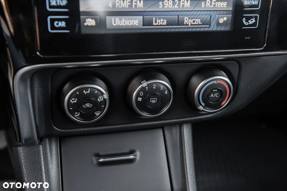 Toyota Corolla 1.4 D-4D Premium - 21