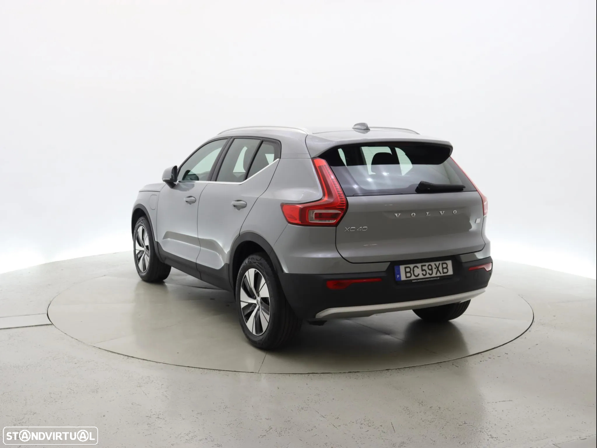 Volvo XC 40 1.5 T4 PHEV Essential - 6