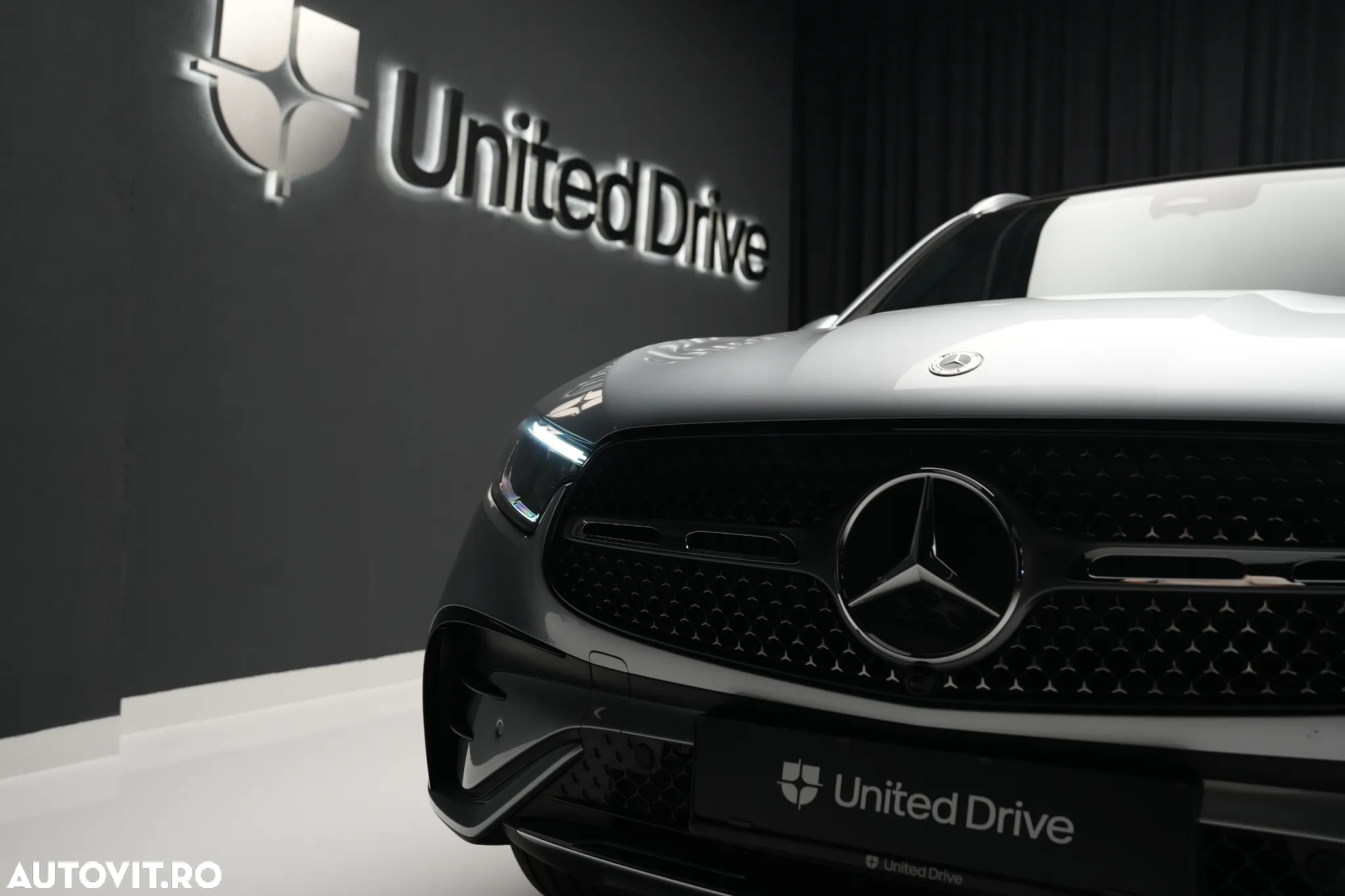 Mercedes-Benz GLC 300 d 4Matic 9G-TRONIC Edition AMG Line - 4