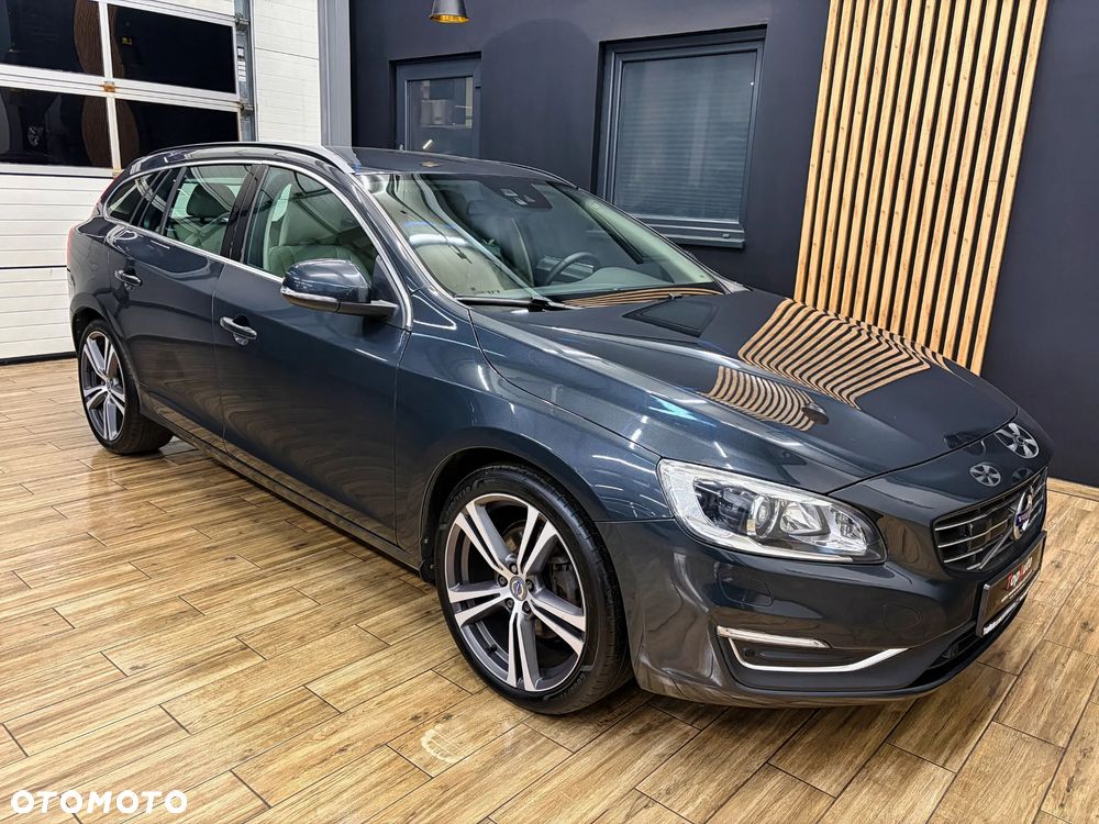Volvo V60 D4 Geartronic Momentum - 6