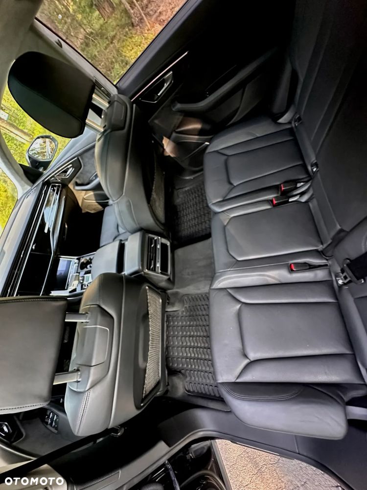 Audi Q8 - 24