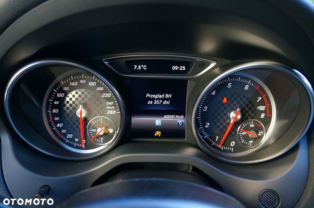Mercedes-Benz Klasa A 180 AMG Line - 27