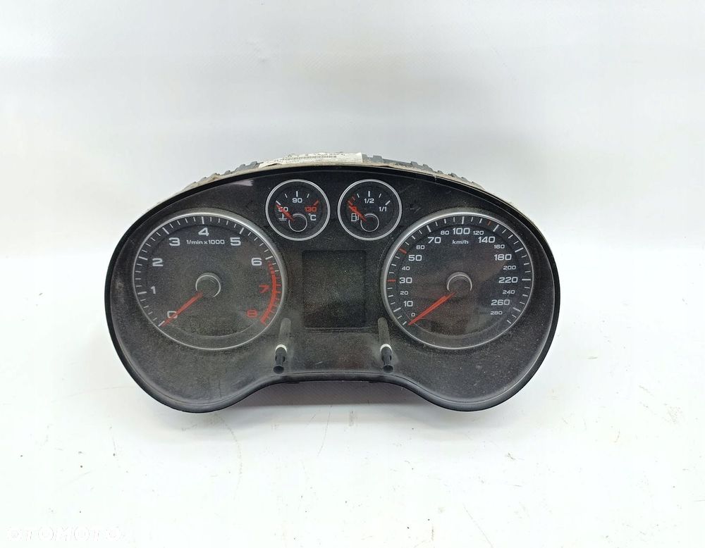 ZEGARY LICZNIK AUDI A3 8P 8P0920932D - 1