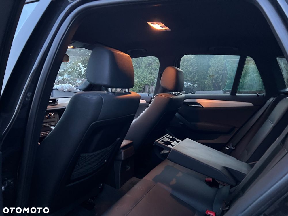 BMW X1 xDrive28i - 25