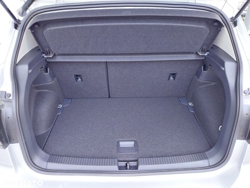Volkswagen T-Cross - 7