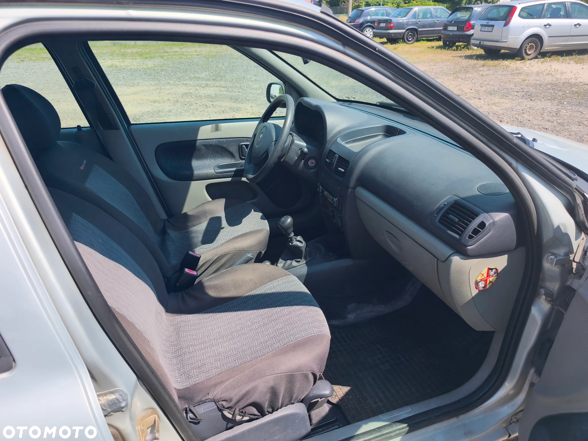 Renault Clio 1.2 Authentique - 6