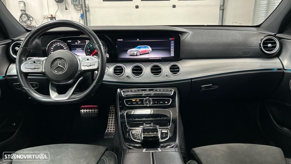 Mercedes-Benz E 300 de AMG Line - 3