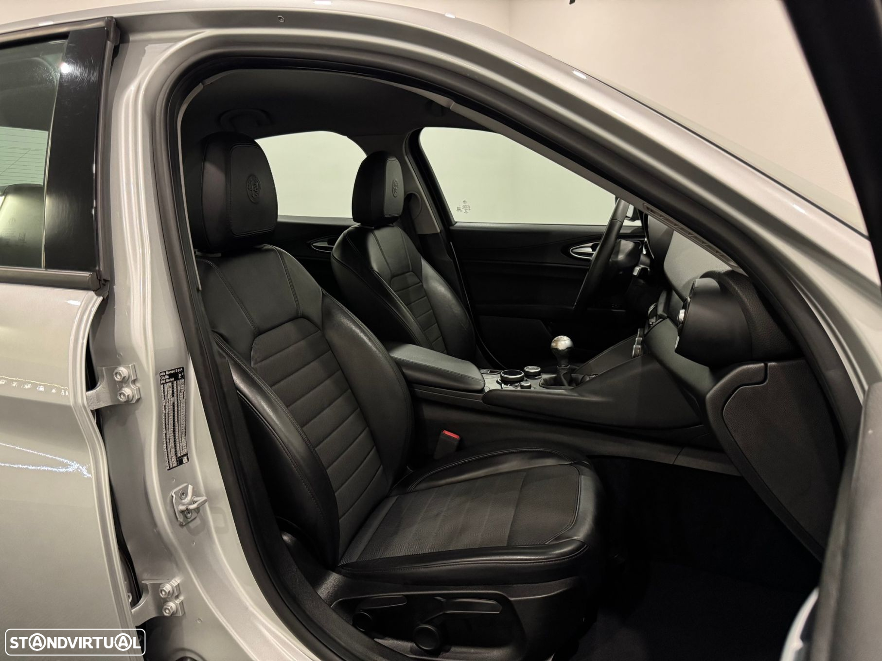 Alfa Romeo Giulia 2.2 D Super - 28
