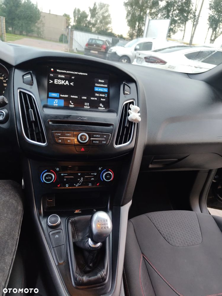 Ford Focus 1.5 EcoBoost SYNC Edition ASS - 19