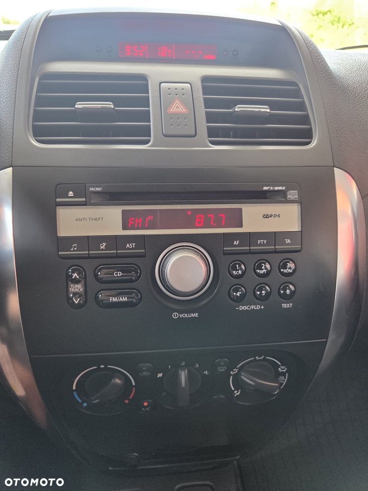 Suzuki SX4 - 18