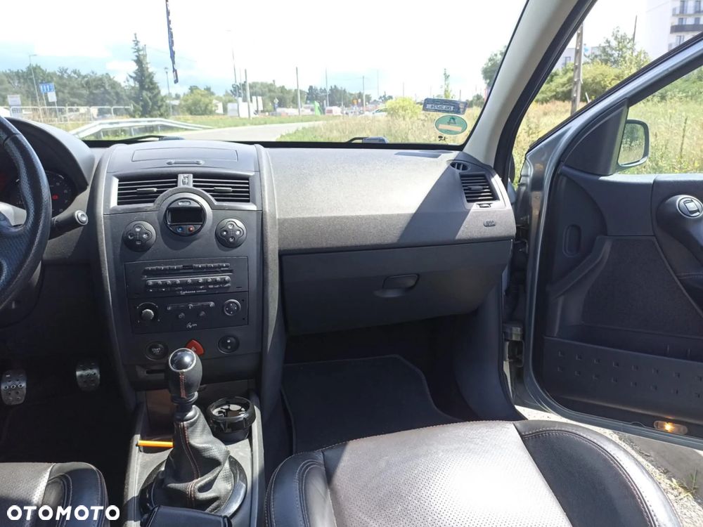 Renault Megane Sport - 14