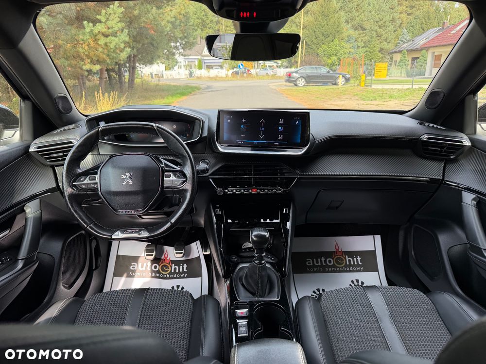 Peugeot 2008 - 18