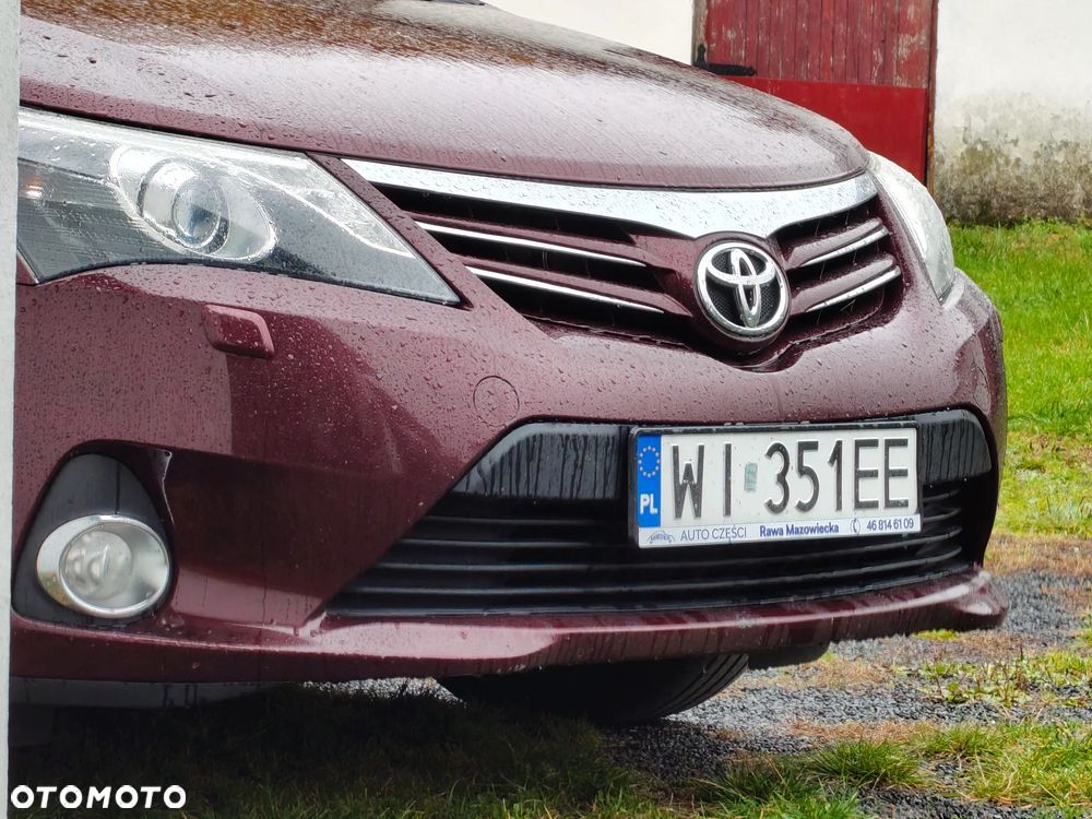Toyota Avensis 1.8 Premium EU5 MS - 2
