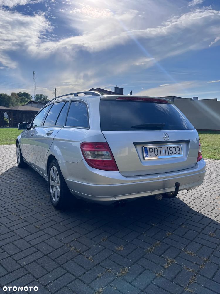 Mercedes-Benz Klasa C 180 CGI BlueEff Classic - 6