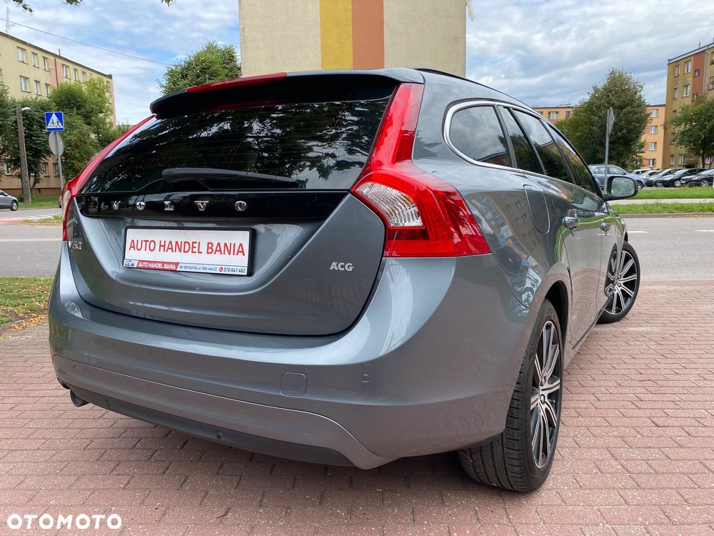 Volvo V60 D3 Drive-E Kinetic - 17