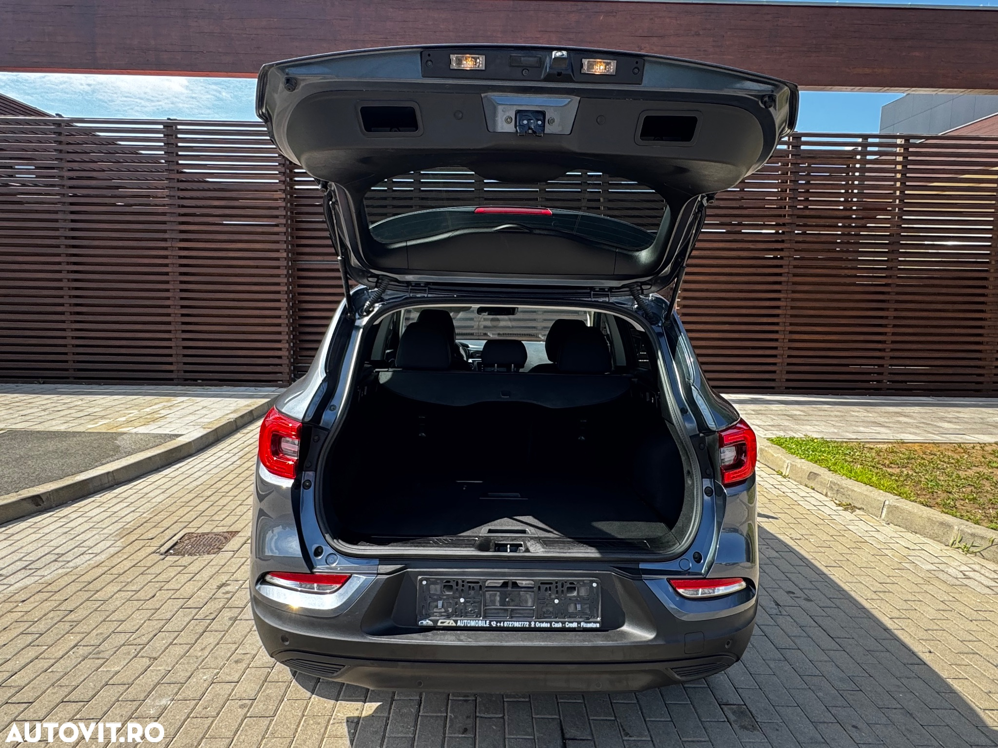 Renault Kadjar TCe 140 GPF BUSINESS EDITION - 14
