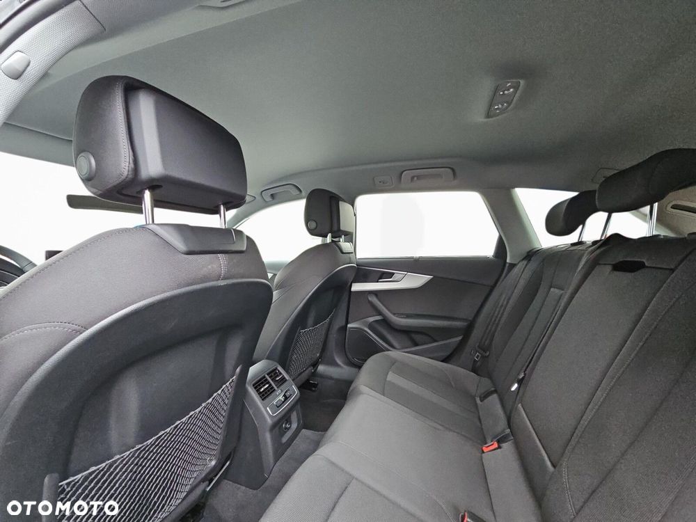 Audi A4 Allroad - 27