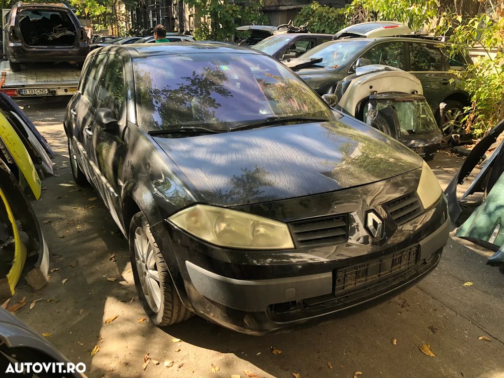 Dezmembrez Renault Megane II 2005 negru 1,6 16v negru panoramic - 9