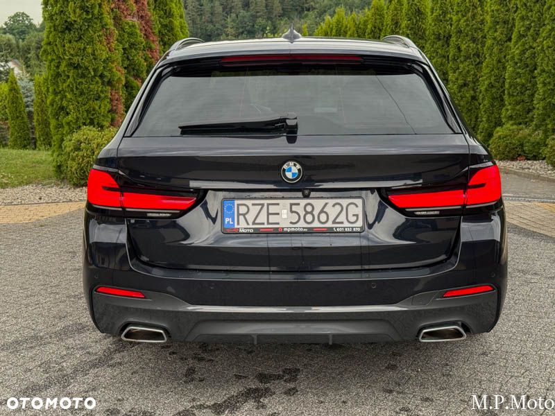 BMW Seria 5 520d M Sport Edition - 12