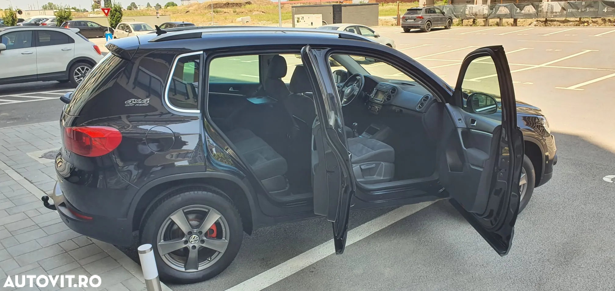 Volkswagen Tiguan - 5