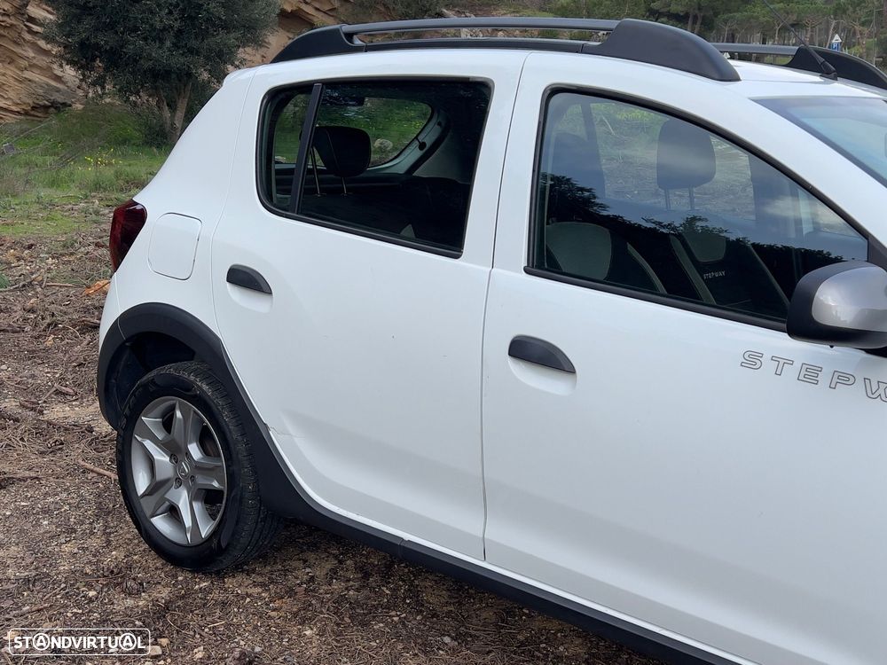Dacia Sandero 0.9 TCe SL Stepway of Life - 11