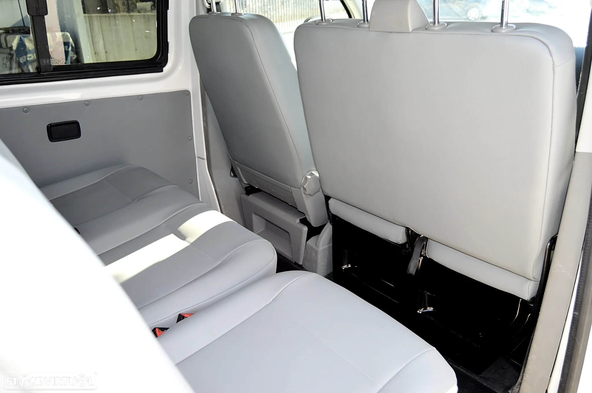 VW Transporter Transport 2.0 TDi 114 Extra AC BlueMotion - 18