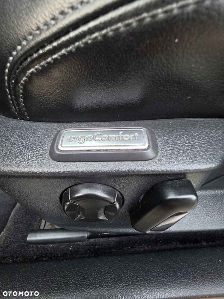 Volkswagen Passat 2.0 TDI BMT Highline DSG7 - 29