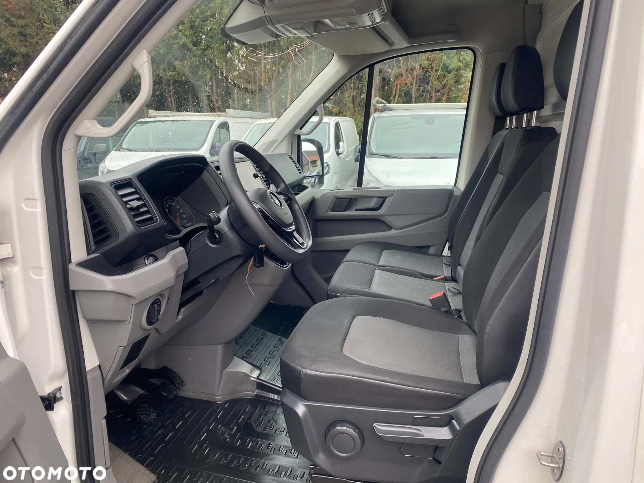Volkswagen CRAFTER - 8