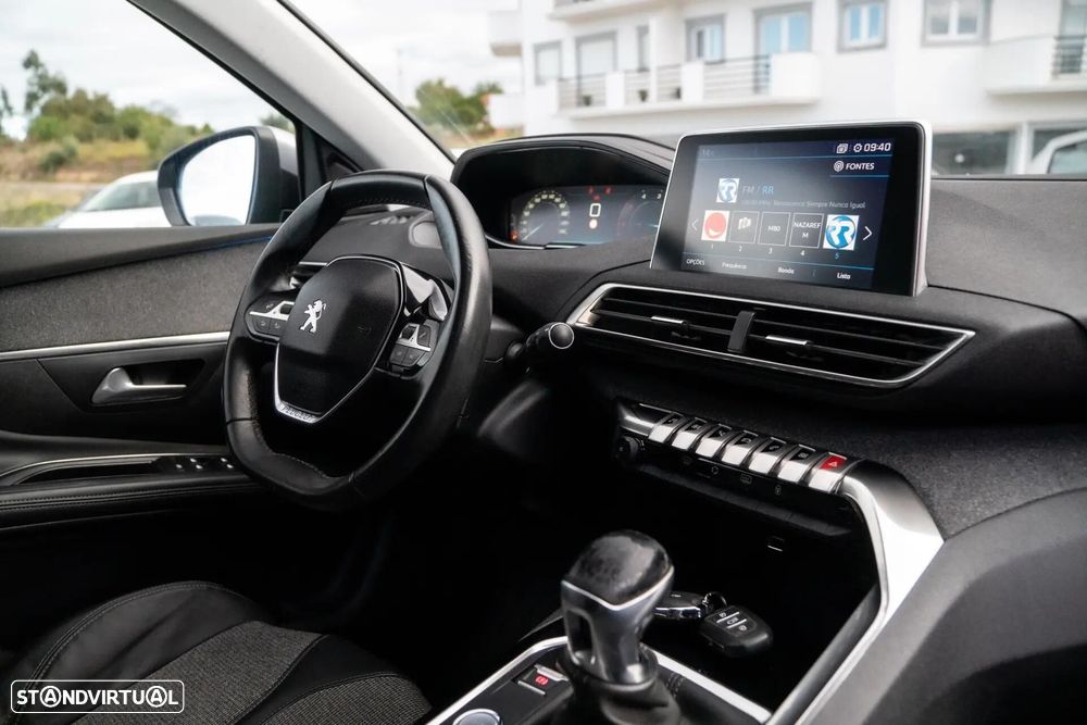 Peugeot 5008 1.6 BlueHDi Allure - 29