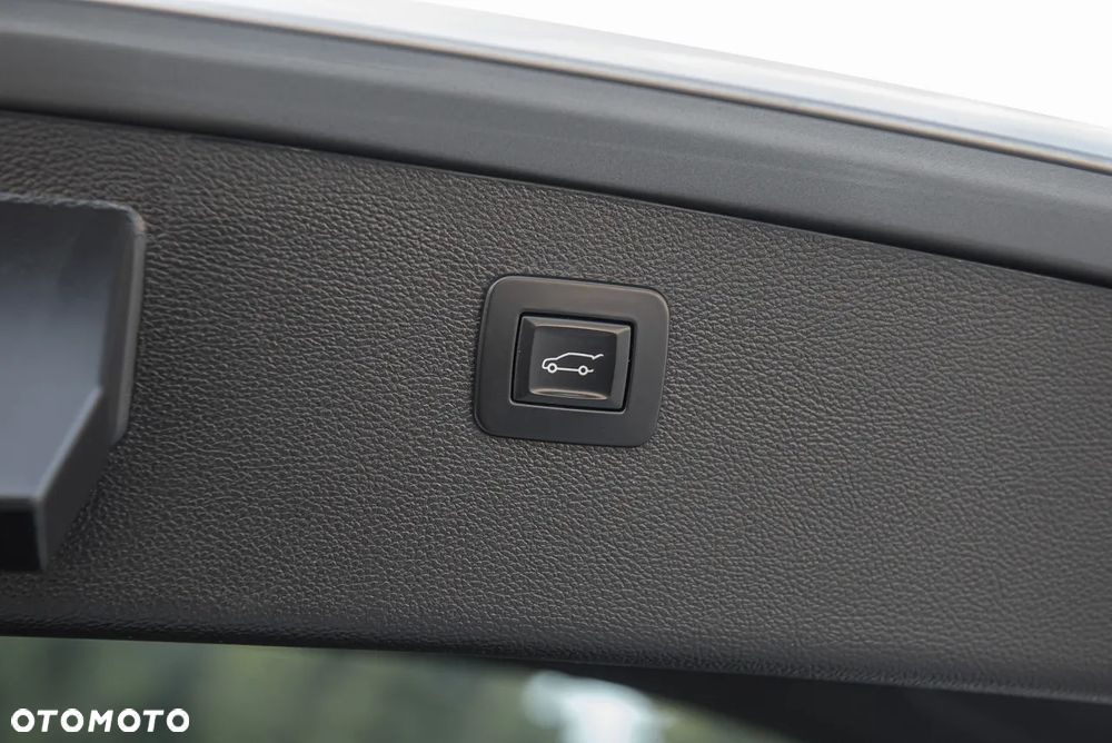 Opel Astra 1.4 Turbo Sports Tourer Innovation - 32