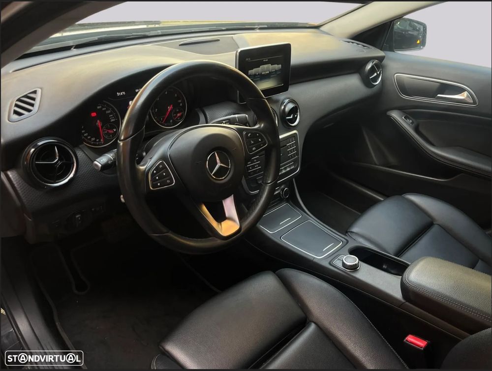 Mercedes-Benz A 180 d 7G DCT - 5