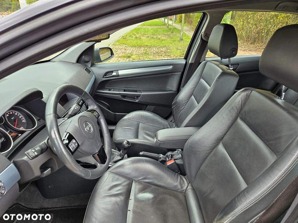 Opel Astra 1.6 Cosmo - 20