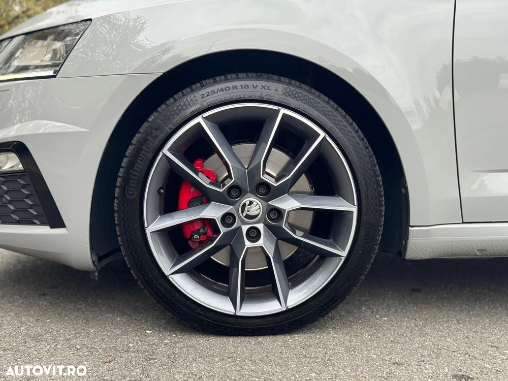 Skoda Octavia Combi 2.0 TDI 150 CP DSG Sportline - 33