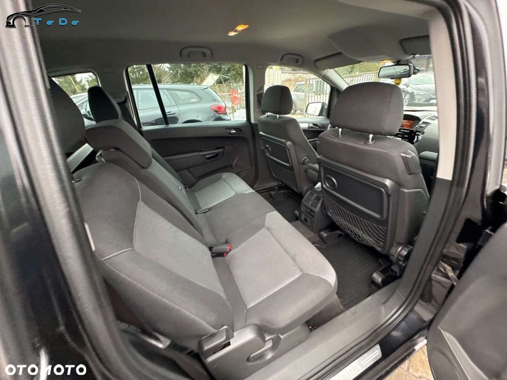 Opel Zafira 1.8 Cosmo - 14