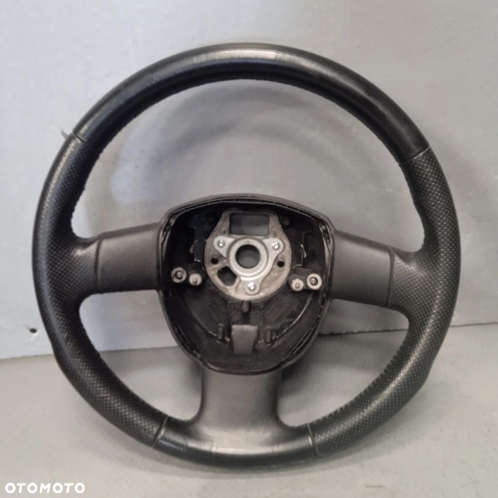 Kierownica A3 8P 8P0124A - 1