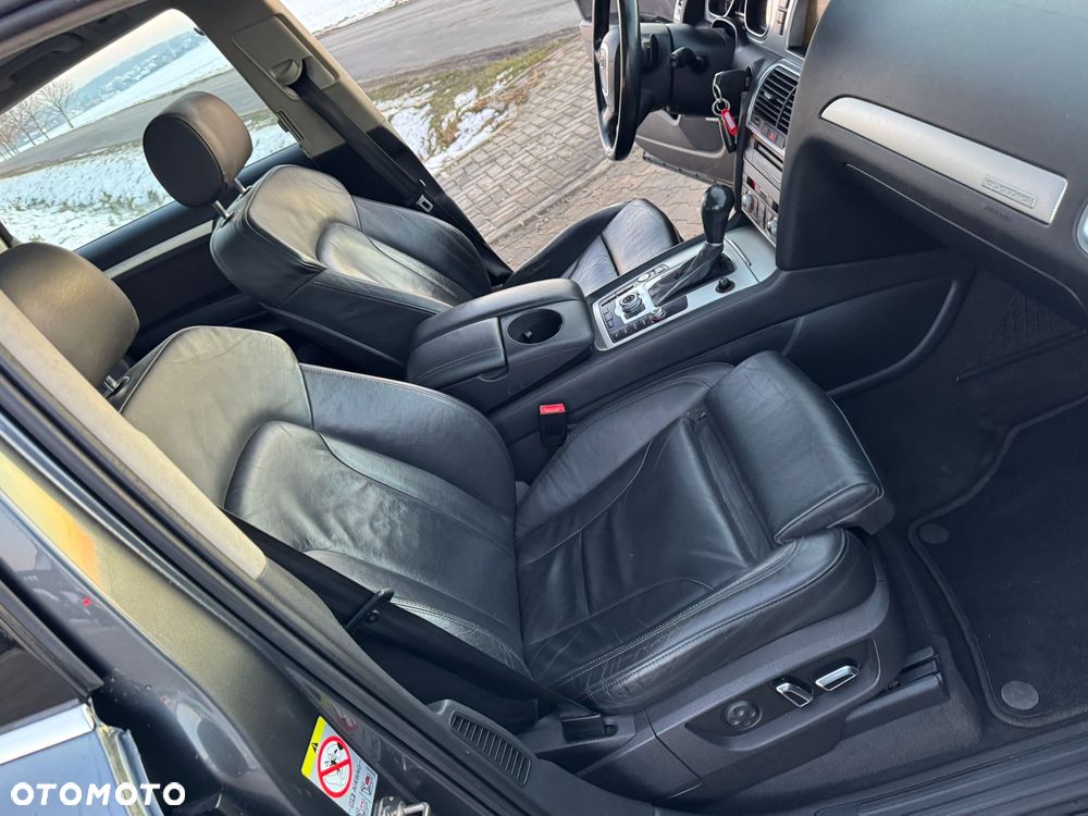 Audi Q7 4.2 FSI Quattro Tiptronic - 17