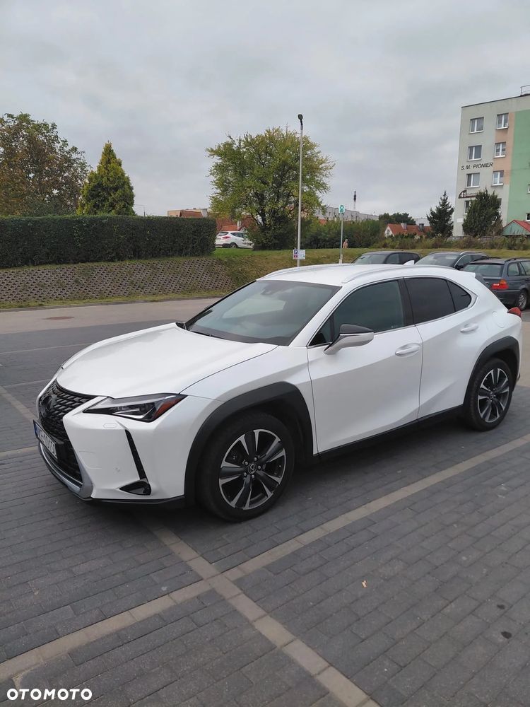 Lexus UX - 2