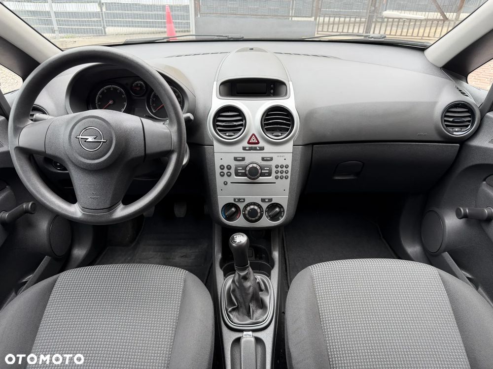 Opel Corsa 1.2 16V Essentia - 6