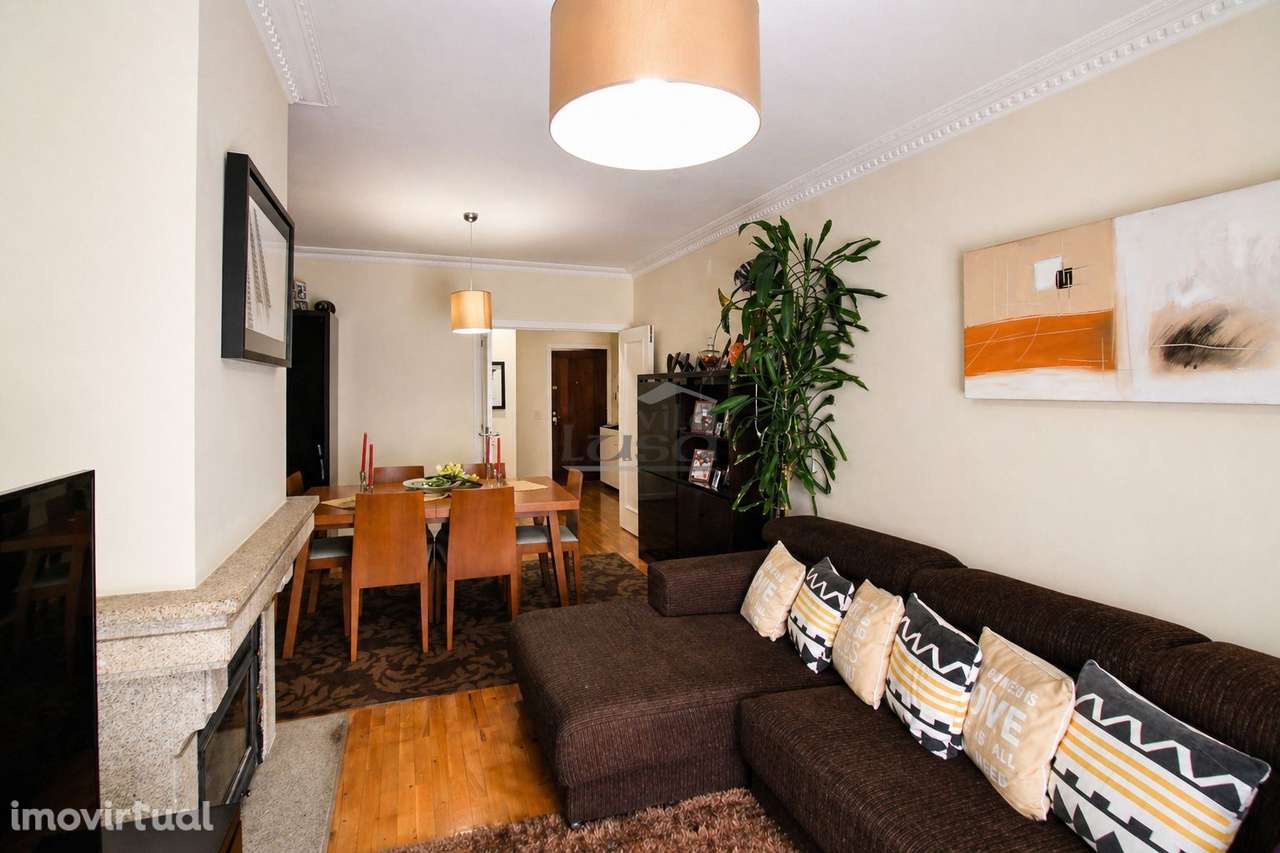 Apartamento T2 espaçoso em Laborim de Baixo  Excelente localização ... - Grande imagem: 2/16