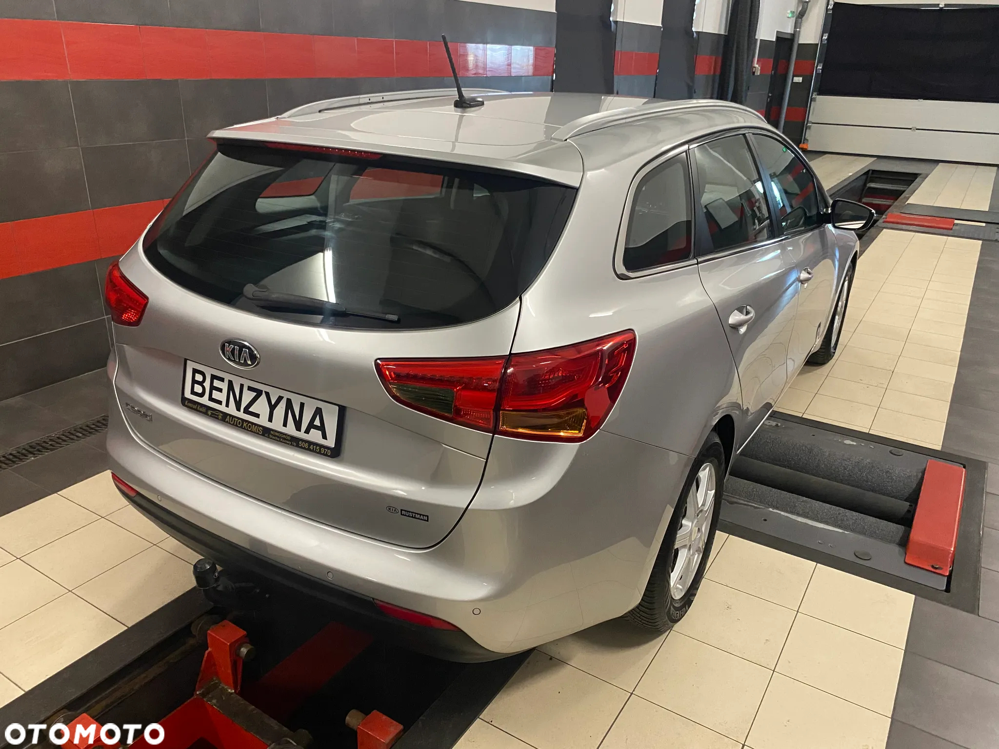 Kia Ceed Cee'd 1.6 GDI L Business Line - 11