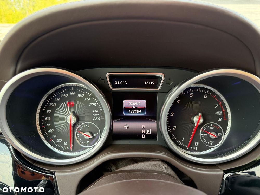 Mercedes-Benz GLS 400 4-Matic - 24