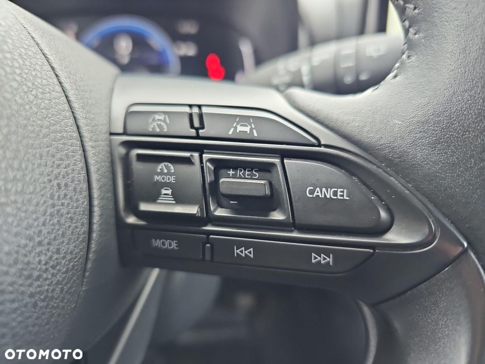 Toyota Yaris Cross - 19