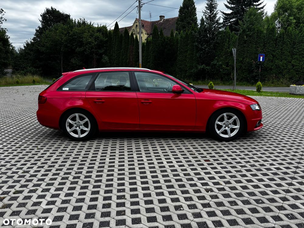 Audi A4 Avant - 10