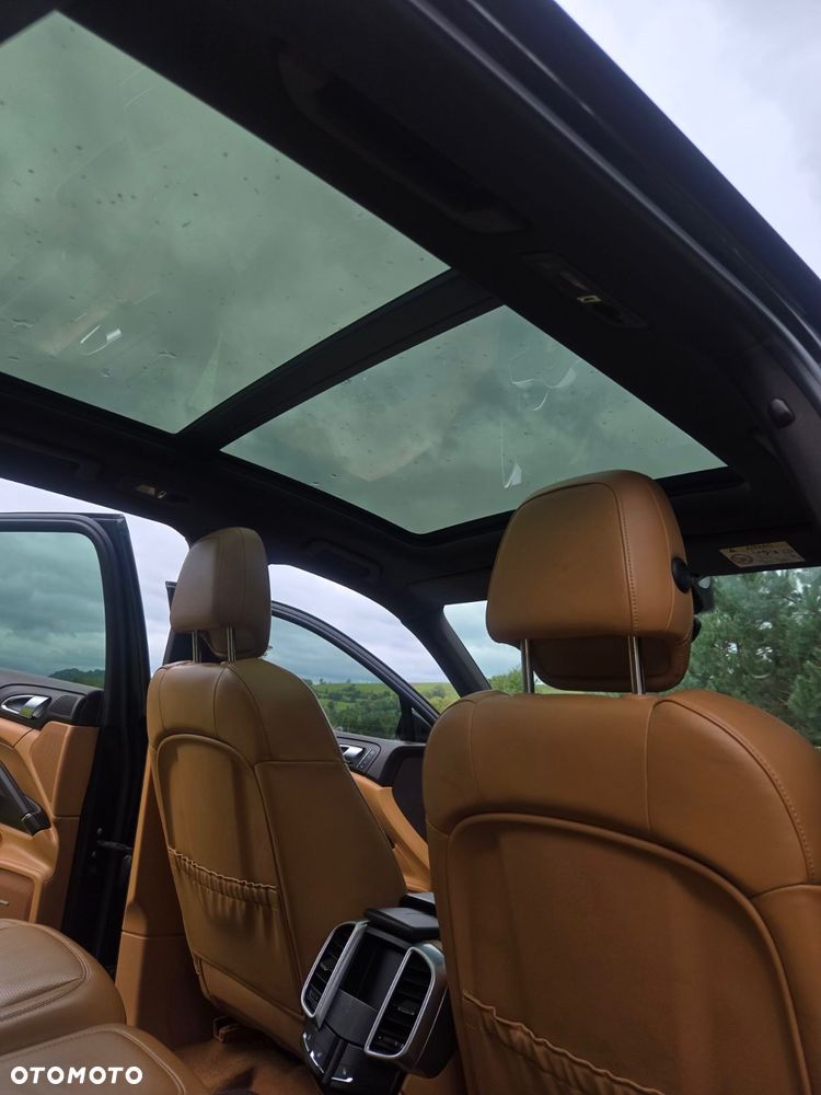 Porsche Cayenne S Diesel - 11