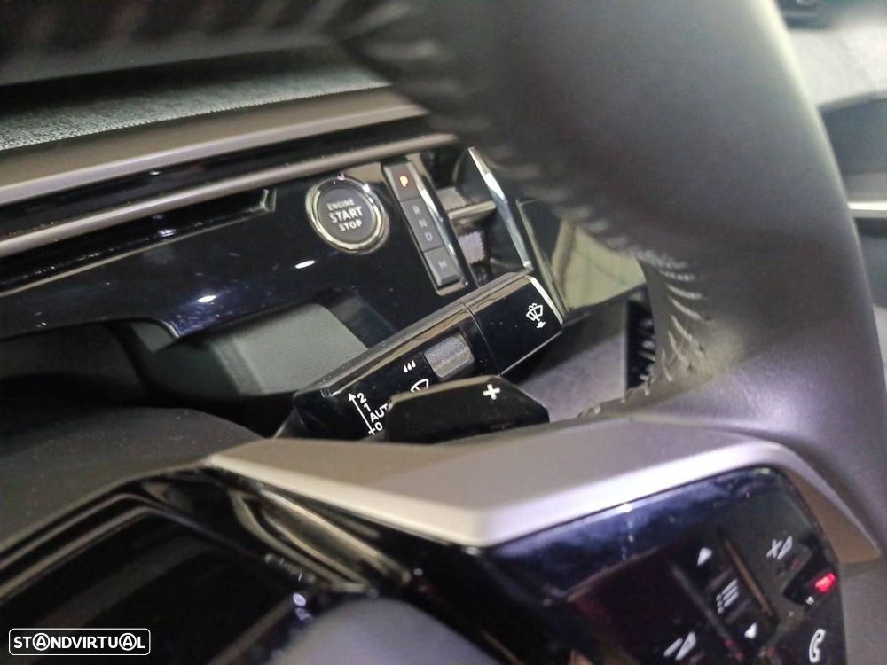 Peugeot 3008 1.2 Hybrid Allure e-DCS6 - 15