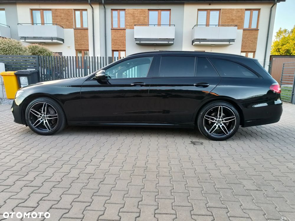 Mercedes-Benz Klasa E 220 d 4-Matic 9G-TRONIC - 5