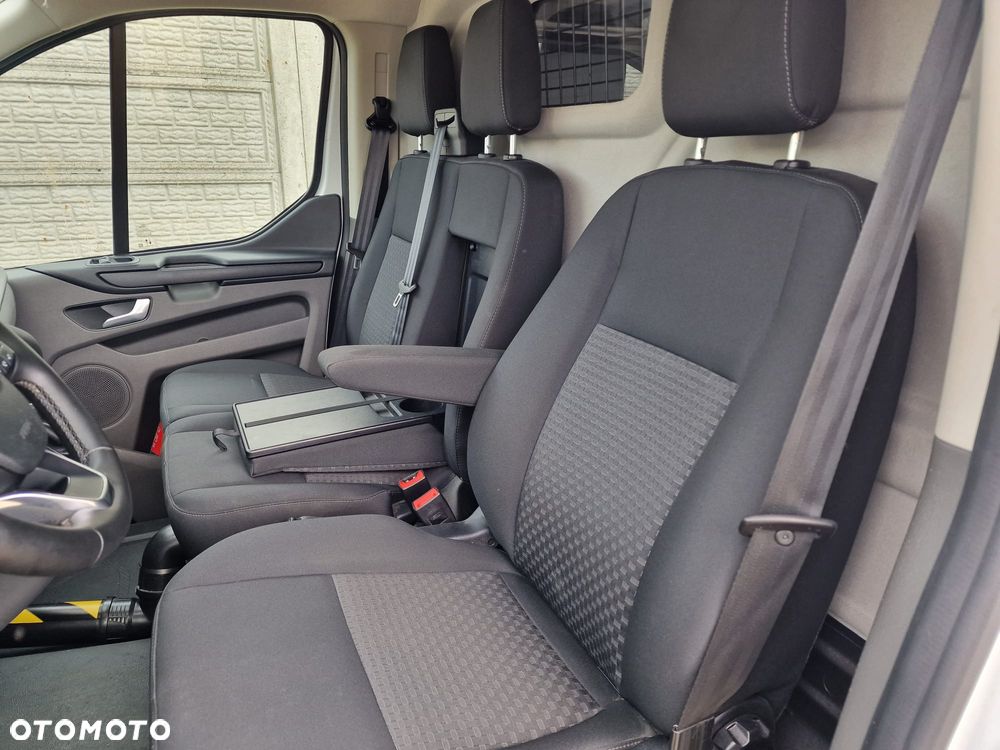 Ford Transit Custom - 7