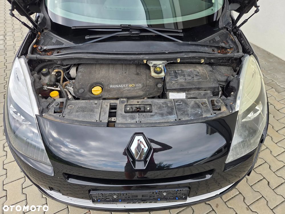 Renault Grand Scenic - 21